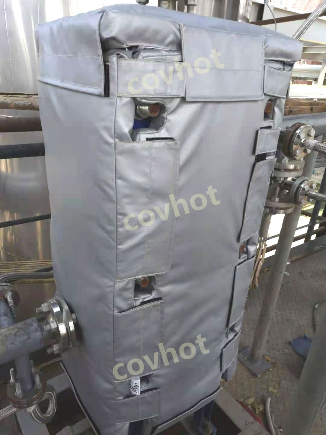 板式<a href=http://m.myfengqiao.cn/e/tags/?tagname=%E6%8D%A2%E7%83%AD%E5%99%A8%E4%BF%9D%E6%B8%A9 target=_blank class=infotextkey>換熱器保溫</a>衣