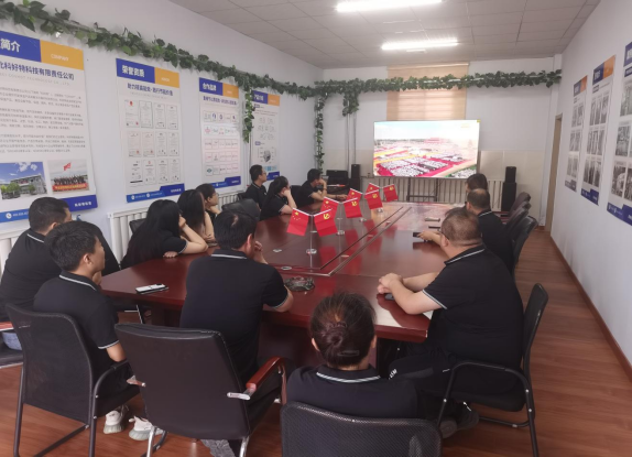 致敬勝利，共燃家國情懷——科好特科技組織員工觀看抗戰(zhàn)勝利 80 周年閱兵式